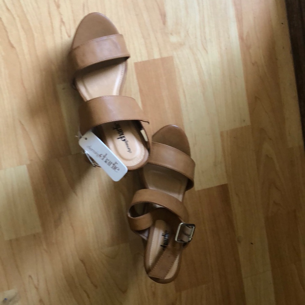 Wedge shoes